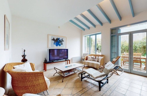 Les Portes-en-Re Villa | Les Portes au coeur du village -Piscine jardin clos et Animaux Bienvenus calme