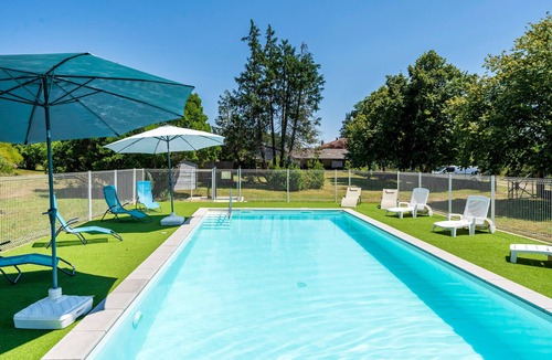 Lesperon Villa | "Lodge 3" with Shared Pool, Private Terrace and Shared Garden