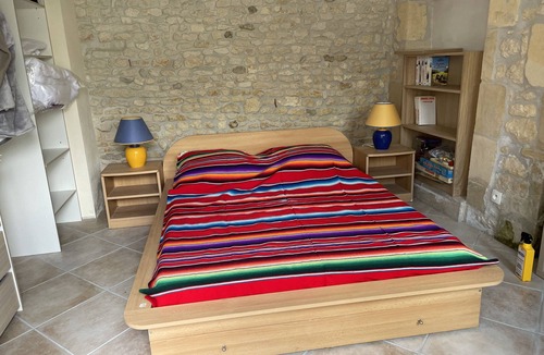 Gemozac House | Logement Atypique Style Loft a Moins de 30 Minutes des Plages