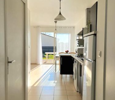 Jonzac Apartment | Logement thermale et de tourisme Les Acacias 2