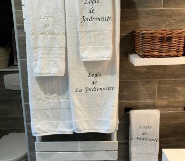 Sigournais Bed & Breakfast | Logis de la Jordronnière, Chambre d hôtes