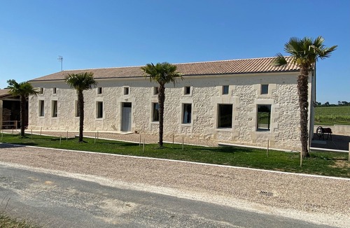 Saint Palais House | Longère Cosy Entièrement Rénovée, à la Campagne. Animaux de Compagnie Acceptés!