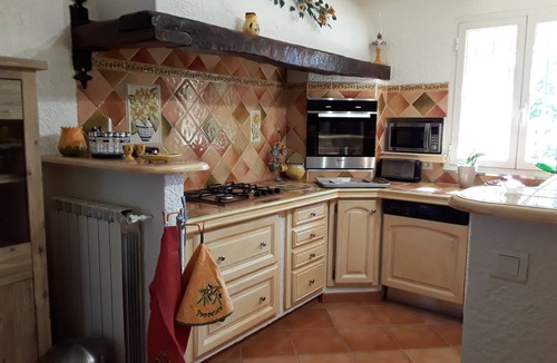 Gilette House | Lou Ferouil cottage in Gilette near Nice with secure parking