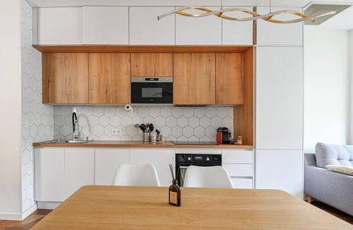 La Castellane Apartment | Lovely 2-bedroom apt central Marseille