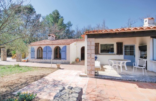 Bagnols-en-Foret House | Lovely home in Bagnols en Foret