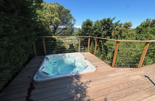 Cogolin House | Luxe Villa bij St. Tropez: Zeezicht, Privé Jacuzzi & Free Fatbikes