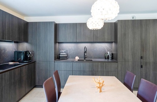 Soorts-Hossegor Apartment | “Luxurious Apartment with Garden” with Shared Terrace, Wi-Fi, and Air Conditioning