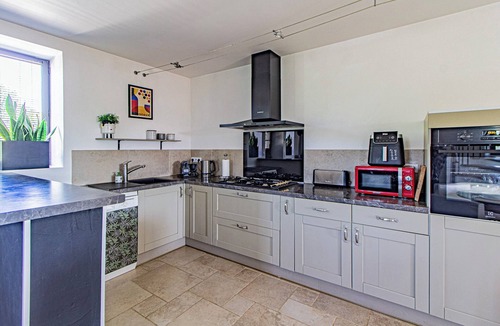 Castelnaud-la-Chapelle House | Luxury 5BR Home | Large Heated Saltwater Pool | Near Sarlat+Beynac