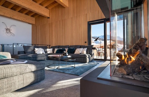 Arc-1800 Ski Chalet | Luxury chalet in Les Arcs 1800 with indoor pool and home cinema