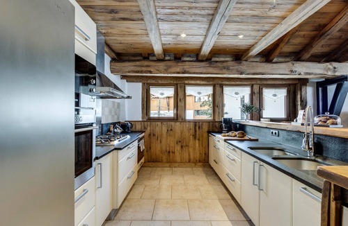 Le Cret Ski Chalet | Luxury chalet 4 bedrooms, hammam, fireplace, concierge
