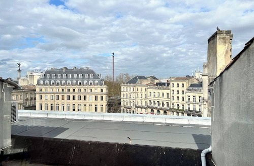 Bordeaux Golden Triangle Apartment | Luxury duplex in the heart of the Golden Triangle
