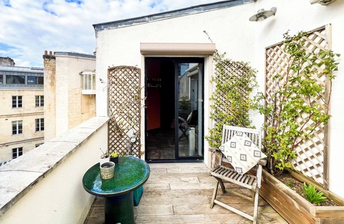 Bordeaux Golden Triangle Apartment | Luxury duplex in the heart of the Golden Triangle