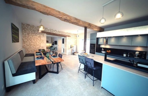 Lemere House | Luxury getaway with family or friends in a private estate near Chinon