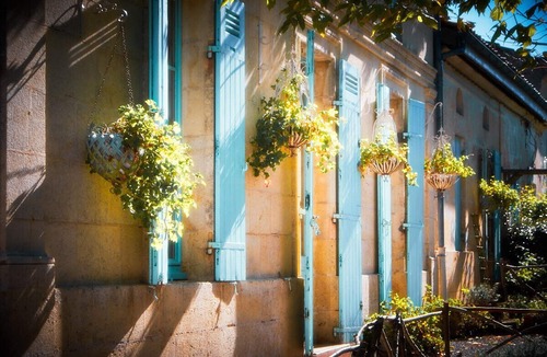 Saint-Ciers-de-Canesse House | Luxury Retreat,with private pool & vineyard, located within Bordeaux wine trails