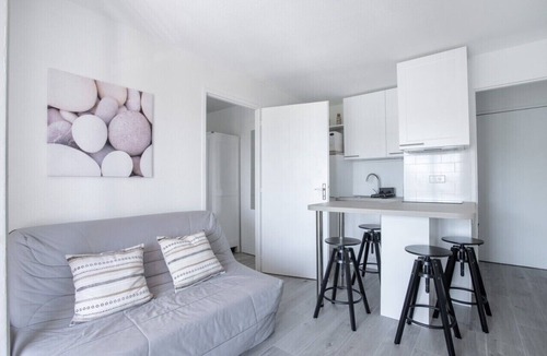 Les Sablettes Apartment | Magnificent sea view apartment