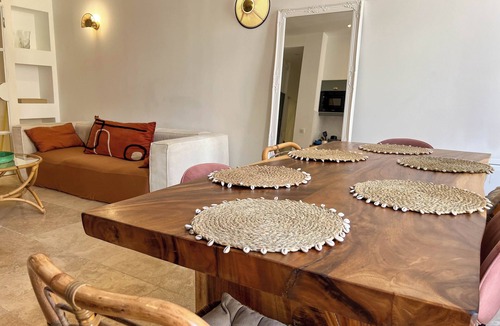 Saint-Lambert Apartment | Magnificent T2/3-Marseille 13007