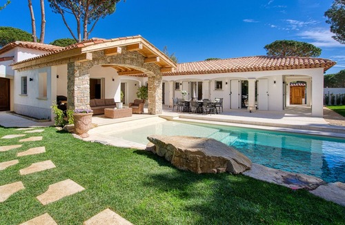 Cogolin Villa | Magnifique Propriété au Calme Avec Piscine