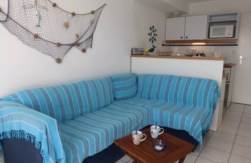 Bretignolles-sur-Mer Villa | Mais 3 rooms sleeps 4 BRETIGNOLLES SUR MER