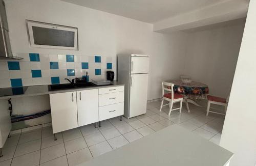 Salies-de-Bearn Apartment | Maison Éléphantaisie