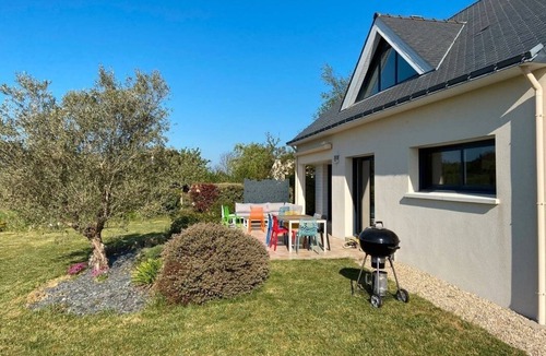 Mesquer House | Maison 10min à Pied de la Plage Lanséria - 10 Pers - Grand Jardin au Calme