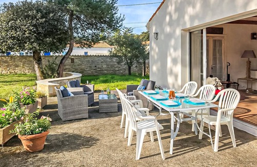 Domino House | maison au bord de mer
