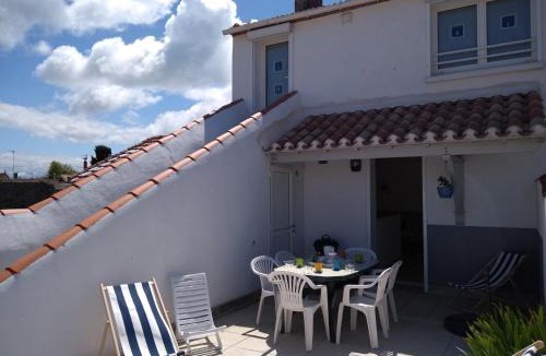 La Gueriniere House | Maison agréable proche plage et bourg, 6 couchages, terrasse et équipements complets, La Guérinière - FR-1-224B-42