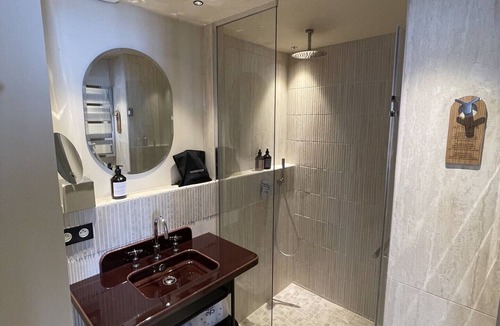 Biarritz City Centre Hotel | Maison Atalaye - Hôtel entièrement rénové