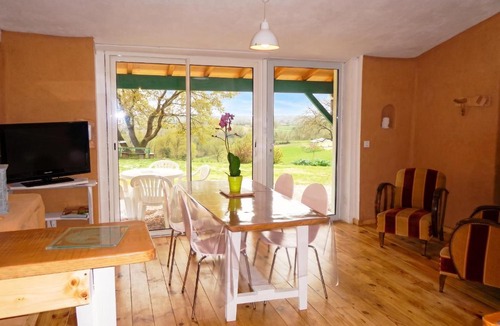 Estibeaux House | Maison cosy avec piscine privée à Estibeaux 38 m²