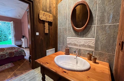 Salies-de-Bearn Bed & Breakfast | Maison d'Hôtes Béarnaise "Léchémia"