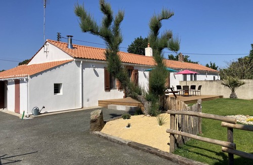L'Aiguillon-sur-Vie House | Maison de Campagne Proche de L'océan