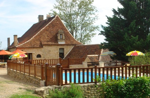 Auriac-du-Perigord House | Maison de Caractère du 17° en Pierres Entièrement Rénové au Calme Pleine Nature