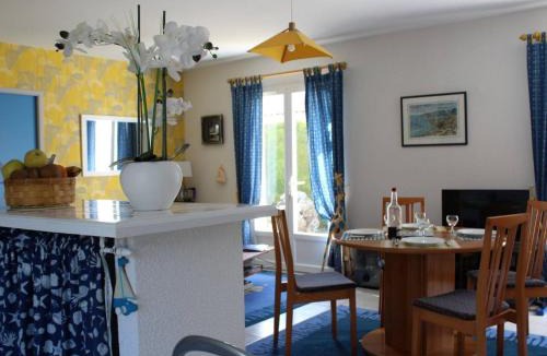 La Bree-les-Bains House | Maison de plain-pied à 250m de la plage, 5 couchages, terrasses et parking - FR-1-246A-71