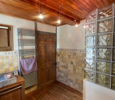Aiguebelette-le-Lac House | Maison de village 5 personnes