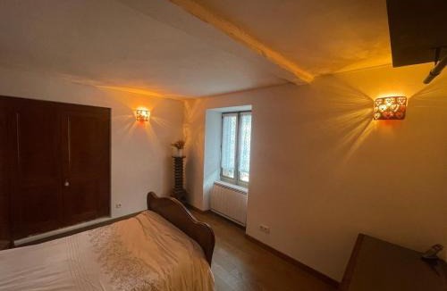 Aiguebelette-le-Lac House | Maison de village 5 personnes
