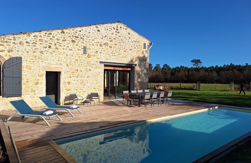 Lesparre-Medoc Villa | Maison du pas des sauts