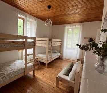 Meilhan-sur-Garonne Hostel | Maison Eclusière le Coup de Pompe