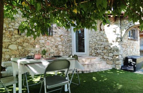 Sainte-Agnes House | Maison en pierre, 3 chambres à 15 mn du centre de Menton et des plages