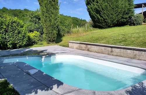Bilhac House | Maison en pierre avec piscine – Nature & calme en Vallée de la Dordogne