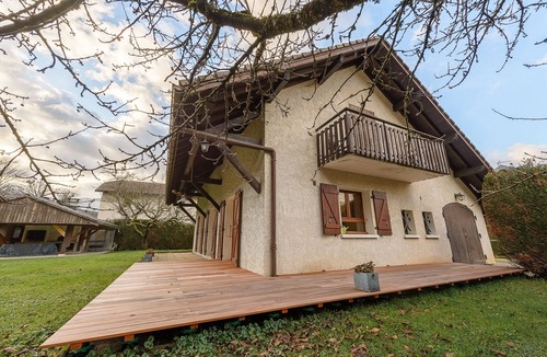 Duingt House | Maison Horizon - Charmante propriété familiale avec jardins & jeux