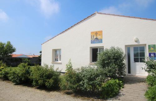 Bouin House | Maison indépendante avec jardin et BBQ, 3 chambres, proche des oiseaux du Marais - FR-1-426-95