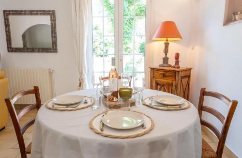 Les Sablettes Villa | Maison Les Sablettes Plage 5 min, Jardin, Parking