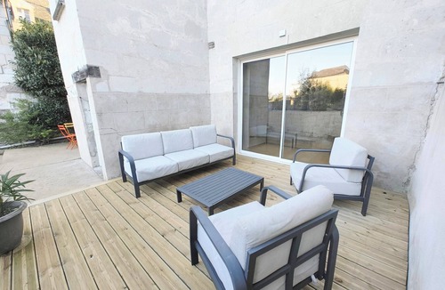 Les Ponts-de-Ce House | Maison Loire & Cé'rénité - 6 bedrooms, 15 pers, garden, 10 min from Angers