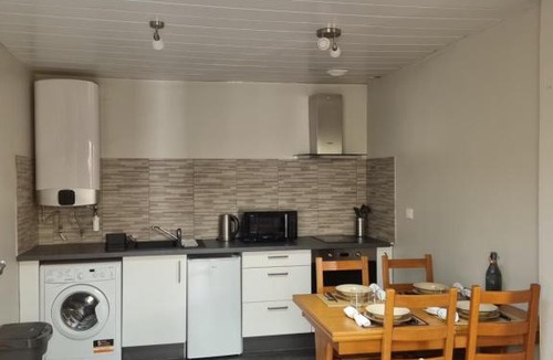 Riviere-Saas-et-Gourby Apartment | Maison mitoyenne avec petit jardinet