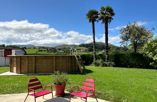 Saint-Esteben House | Maison Pays Basque 12 pers piscine