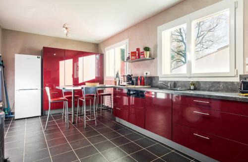 Saint-Brevin-les-Pins House | Maison spacieuse à 800m plage, jardin, animaux admis, parking, WiFi - FR-1-306-1294