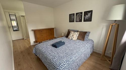 Bures-sur-Yvette Apartment | Maison spacieuse et paisible - 4 chambres, parking, wifi