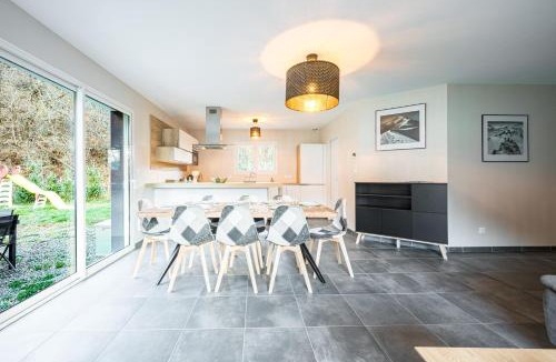 Saint-Jean-de-Maurienne House | Maison vélo et ski