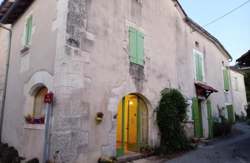 Vieux-Mareuil House | Maison vieux mareuil 1 chambre
