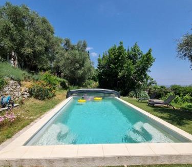 Le Tignet Villa | Manor house with pool