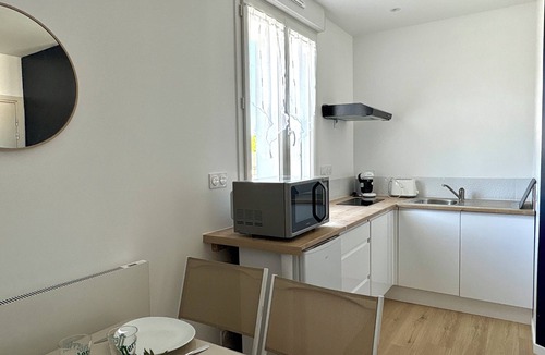 Breuillet Apartment | MARINE Studio, brand-new, near Royan and the beaches—quiet and fully equipped